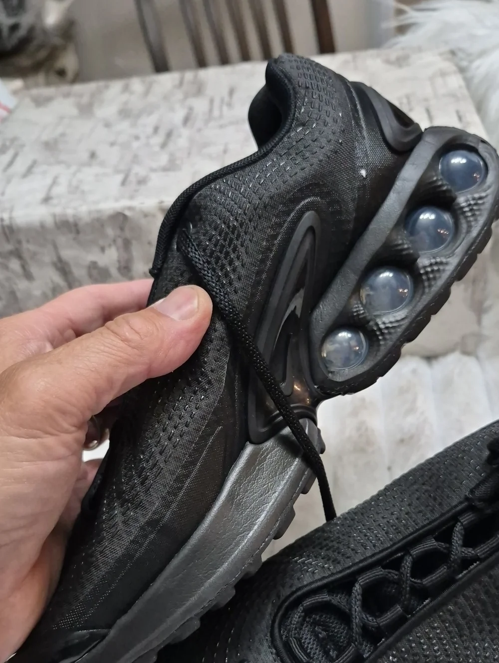 Nike Air Max DN Men's Sz 7 Eur 40 Sneakers $170
